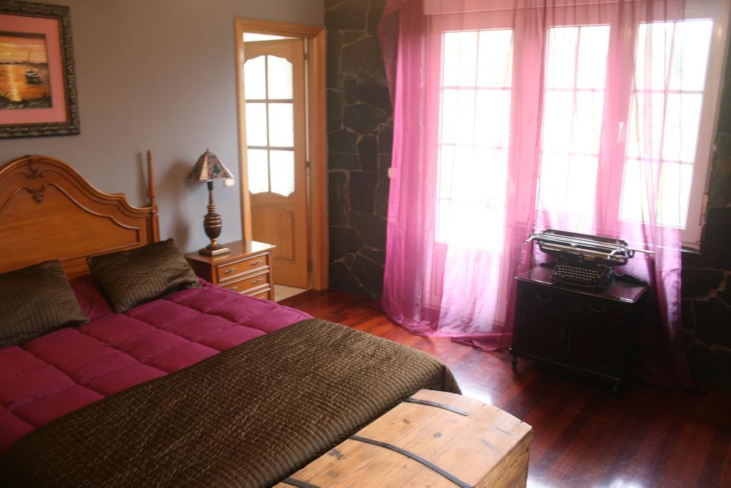 Bed and Breakfast Agro Da Gandarela Teo Habitación foto